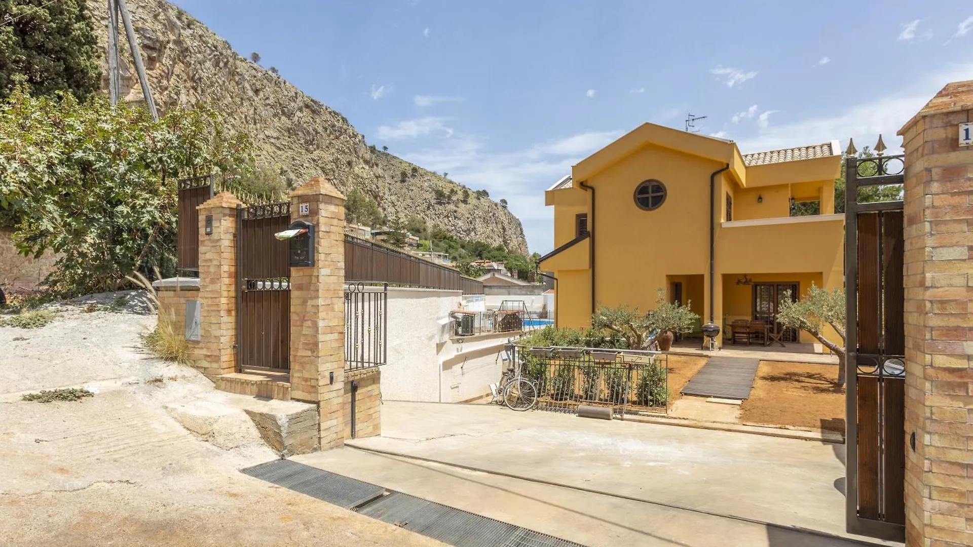 Villa Mattia Apartment